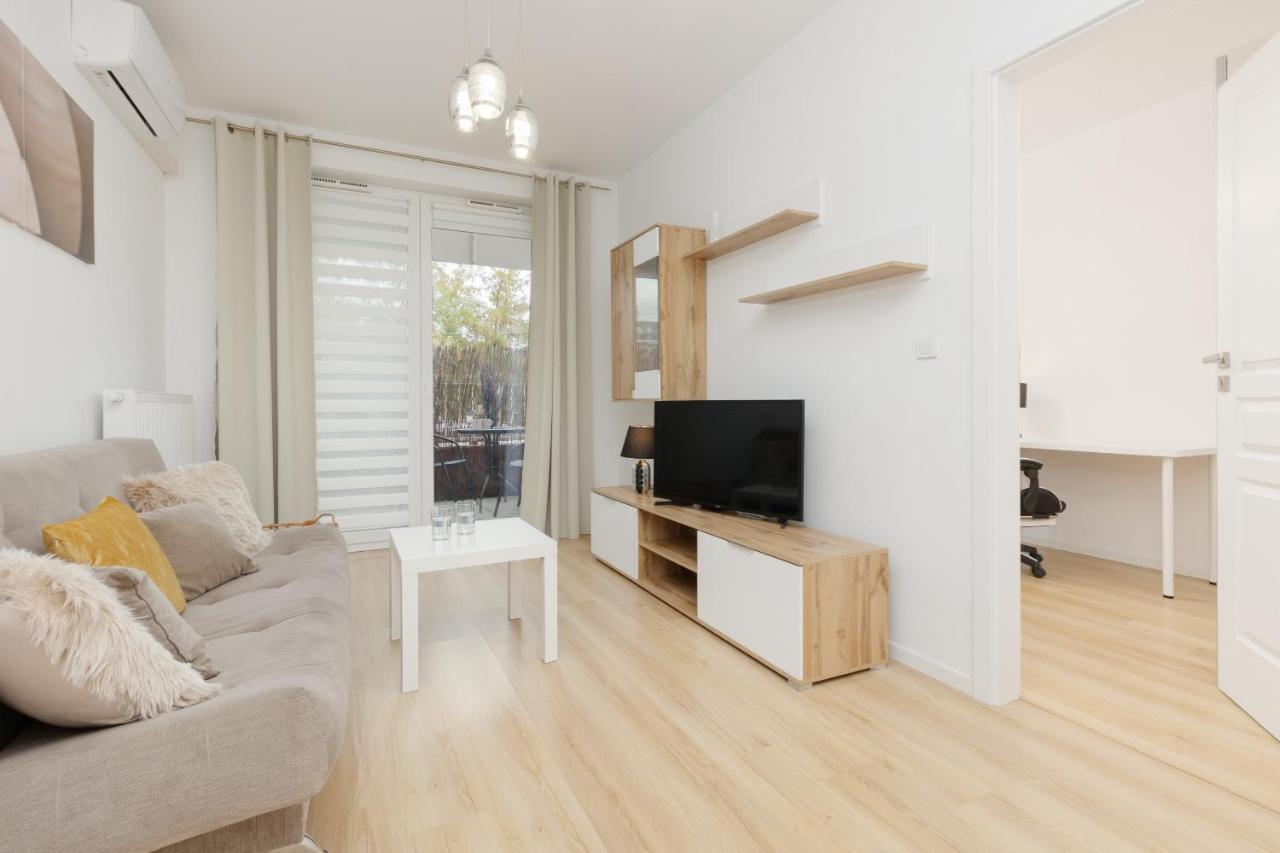 Apartment With Ac Mokotow Business Centre By Renters