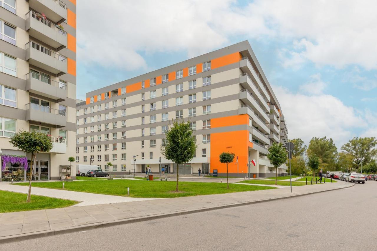With Ac Mokotow Business Centre By Renters Apartment *